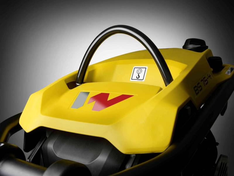 Vente Pilonneuse Plaque vibrante Brise Béton et Scie a sol sur Antibes, Frèjus, Vitrolles et Marseille en PACA