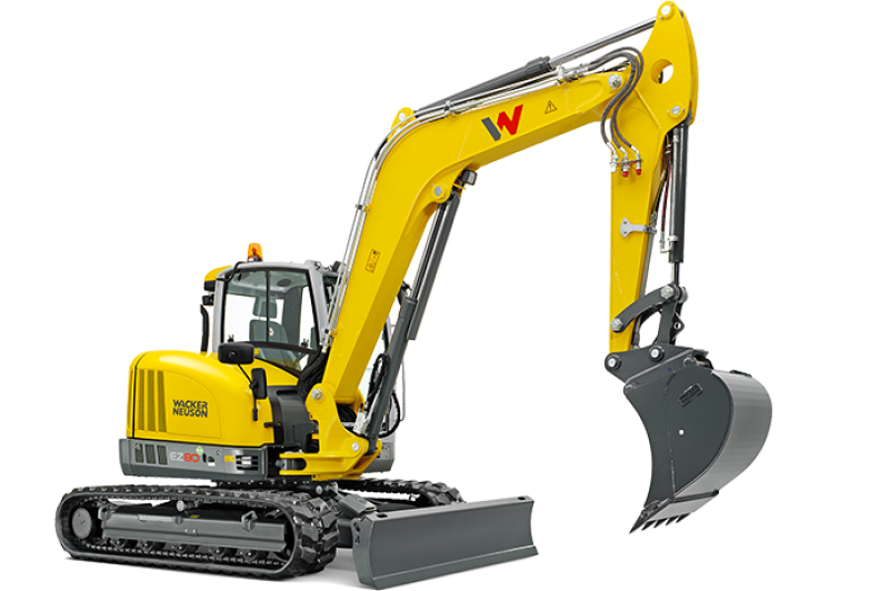 Mini pelle 7/8t à louer sur le secteur de nice et le 06