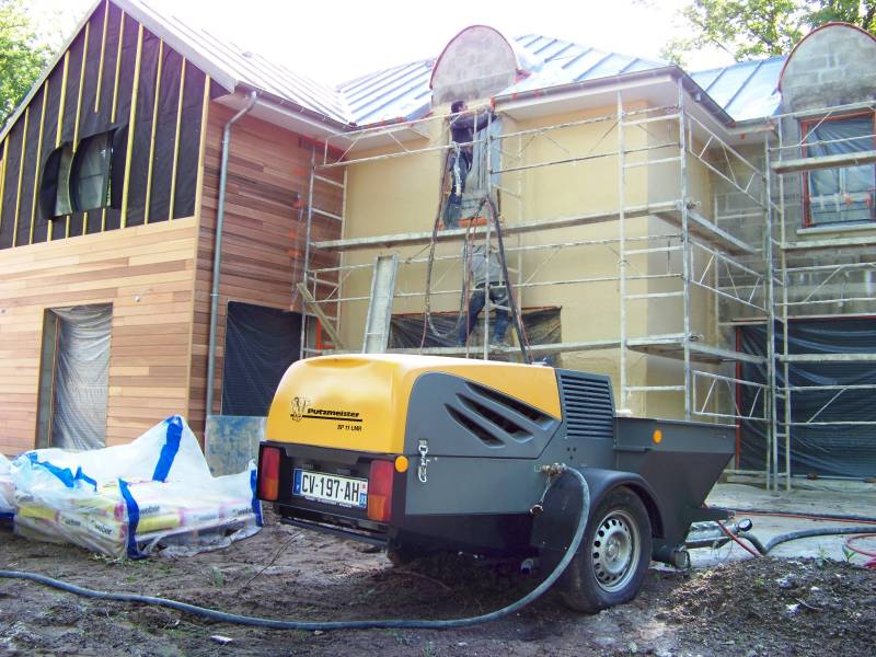 Vente de projecteur d'enduits sur Marseille et toute la région PACA